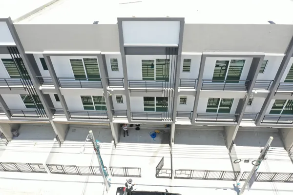 ภาพมุมสูงตัวอย่างบ้านที่เคยตรวจ 101