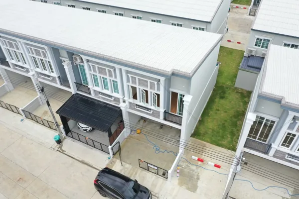 ภาพมุมสูงตัวอย่างบ้านที่เคยตรวจ 105