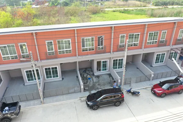ภาพมุมสูงตัวอย่างบ้านที่เคยตรวจ 135