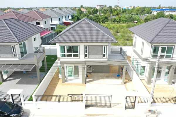 ภาพมุมสูงตัวอย่างบ้านที่เคยตรวจ 137
