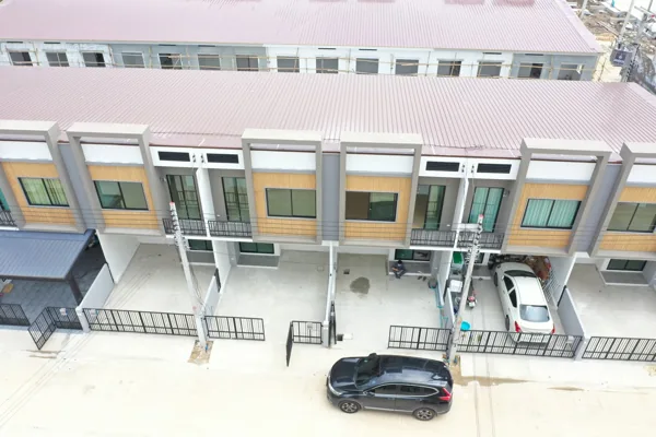 ภาพมุมสูงตัวอย่างบ้านที่เคยตรวจ 152