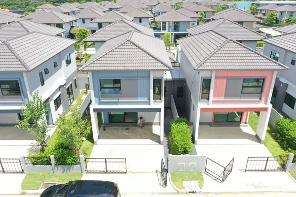 ภาพมุมสูงตัวอย่างบ้านที่เคยตรวจ 158