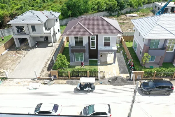 ภาพมุมสูงตัวอย่างบ้านที่เคยตรวจ 168