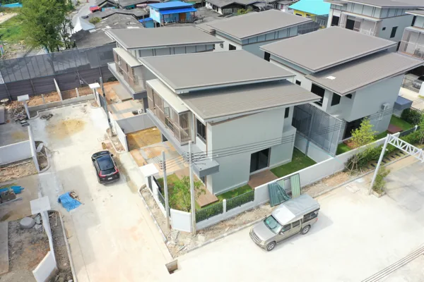 ภาพมุมสูงตัวอย่างบ้านที่เคยตรวจ 187