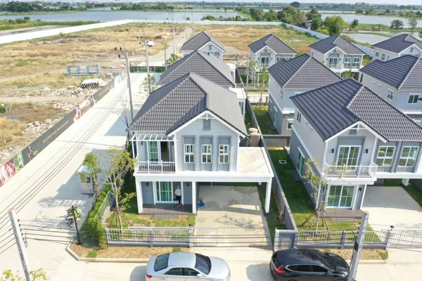 ภาพมุมสูงตัวอย่างบ้านที่เคยตรวจ 193